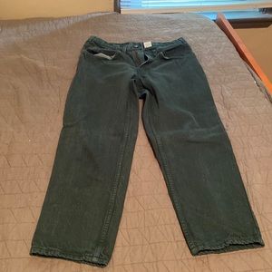 Levi’s 550 in forest green. Super comfortable!